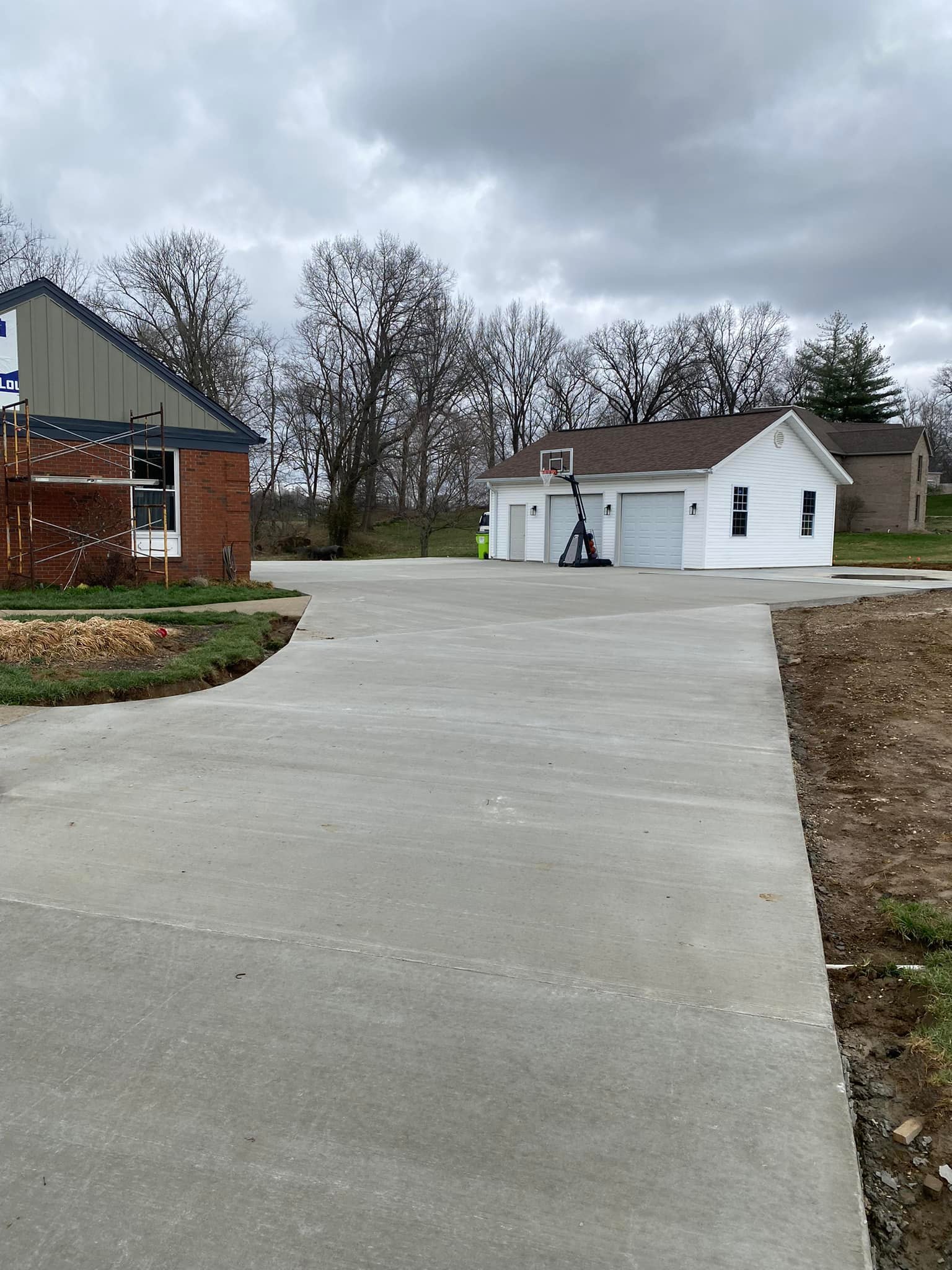 Long curved concrete driveway